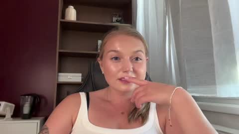 Erica online show from June 26, 3:39 pm