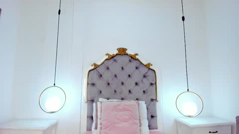 Misteika online show from October 21, 12:10 pm