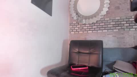          online show from November 5, 1:35 pm