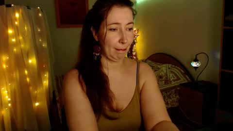 MystyDew online show from November 29, 11:51 am