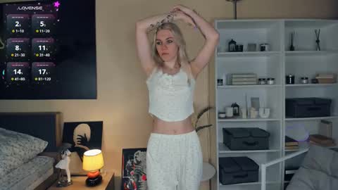 Olivia or just olive online show from October 8, 6:25 pm