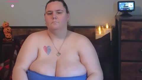 Snapshot of mzjuicybootay2169 chatting on September 30, 5:01 pm Mzjuicybootay online show from September 30, 5:01 pm