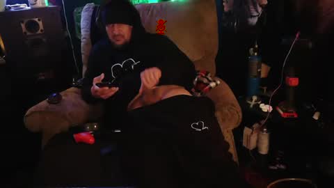 Snapshot of n3v3rpanic1 chatting on January 30, 11:22 am SnackPants online show from January 30, 11:22 am