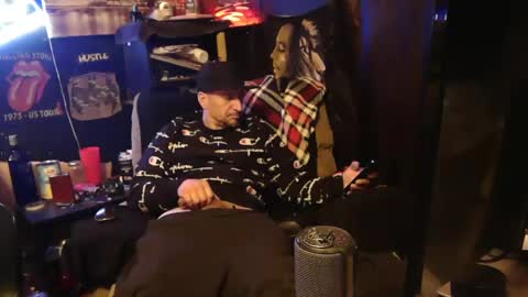 Snapshot of n3v3rpanic1 chatting on March 6, 9:03 am SnackPants online show from March 6, 9:03 am