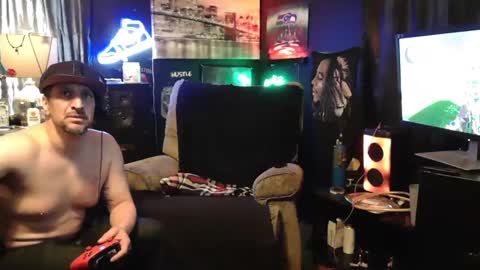 Snapshot of n3v3rpanic1 chatting on January 29, 11:14 pm SnackPants online show from January 29, 11:14 pm