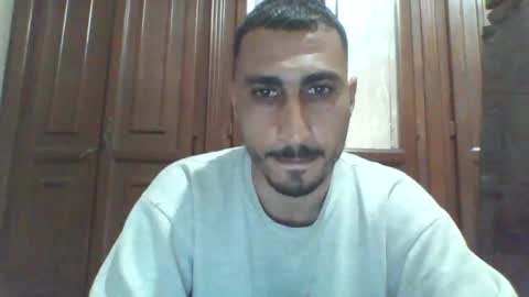 Snapshot of nadirff16 chatting on February 24, 6:47 pm V online show from February 24, 6:47 pm