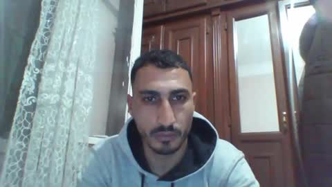 Snapshot of nadirff16 chatting on February 11, 6:22 pm V online show from February 11, 6:22 pm