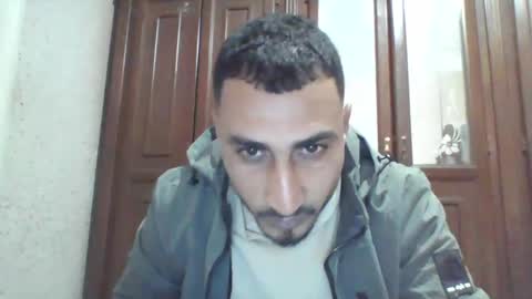 Snapshot of nadirff16 chatting on February 3, 11:53 am V online show from February 3, 11:53 am