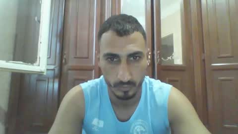 Snapshot of nadirff16 chatting on October 4, 1:42 pm V online show from October 4, 1:42 pm