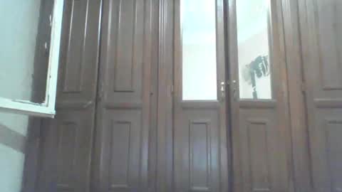 Snapshot of nadirff16 chatting on October 19, 3:49 pm V online show from October 19, 3:49 pm