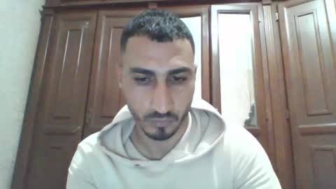 Snapshot of nadirff16 chatting on February 1, 11:31 am V online show from February 1, 11:31 am