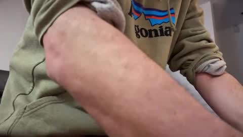 Sexyhotpapa online show from February 27, 9:24 am