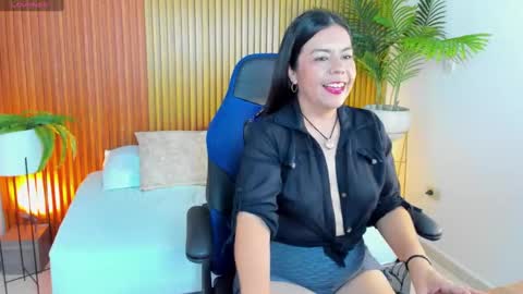 N A H I A online show from September 18, 12:20 pm