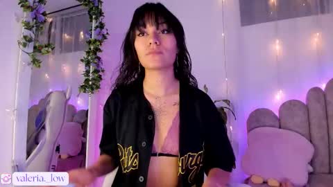 nahialov online show from March 19, 2:06 am