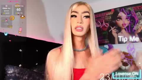 NahiaVictoria  online show from October 23, 1:12 pm