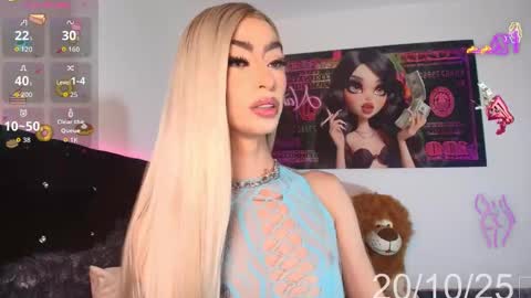 NahiaVictoria  online show from October 20, 1:27 pm