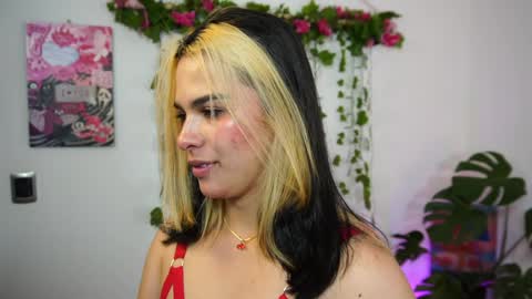 Naho  Sigueme en mis Redes Sociales Follow me on my social networks online show from April 9, 1:42 am