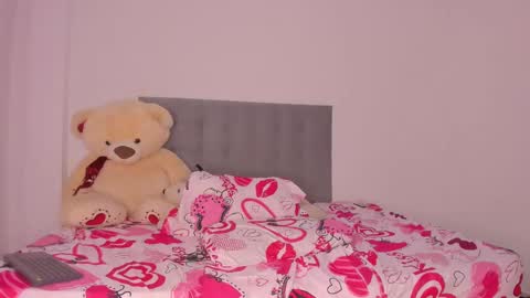 Laura online show from January 9, 3:58 am