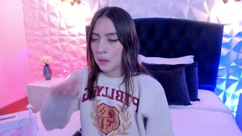 nairea_beaumont online show from October 9, 4:40 am