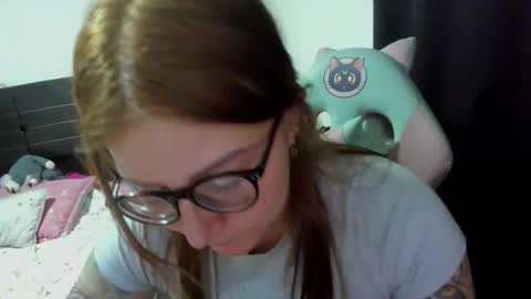 Nami online show from October 31, 3:18 am