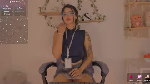 N A M I    -   OF  namibergmant online show from December 4, 10:09 pm