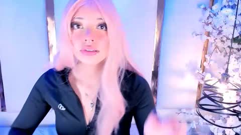     online show from February 28, 2:10 pm