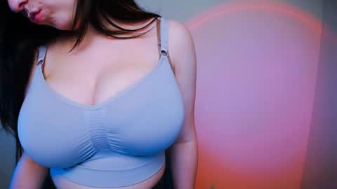 your candy  online show from January 17, 1:56 pm