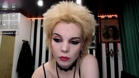 Nancy online show from October 26, 9:36 pm