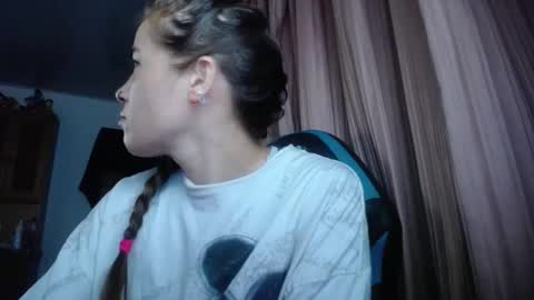 nanna yoshi online show from September 20, 7:11 am