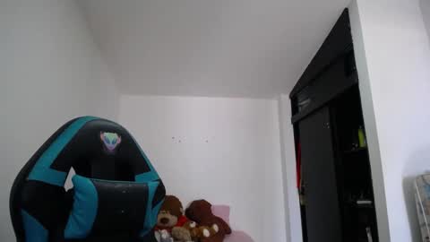 nanna yoshi online show from January 29, 6:39 pm