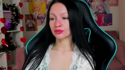 Naomi online show from December 19, 5:36 am