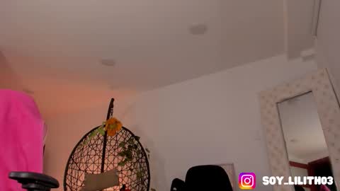 Naomi  online show from March 21, 1:22 am