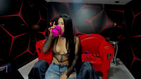Naomi Hot Follow me Monday to Saturday GMT 05 0700 to 1400 online show from February 15, 11:06 am