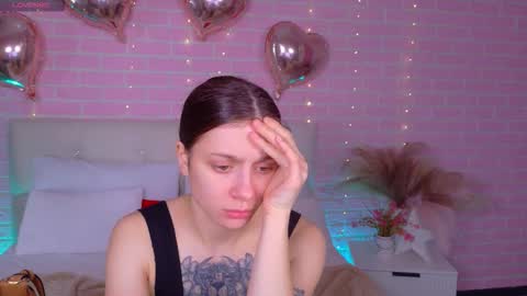 Naomi online show from November 26, 5:16 am