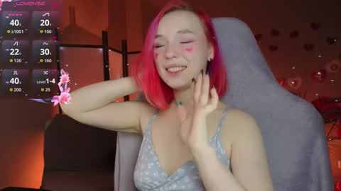 Naomi online show from February 15, 8:29 pm