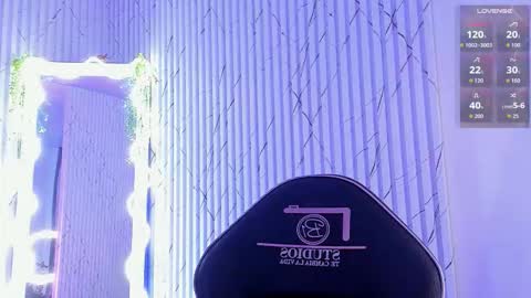 Naomy  online show from March 16, 3:42 am