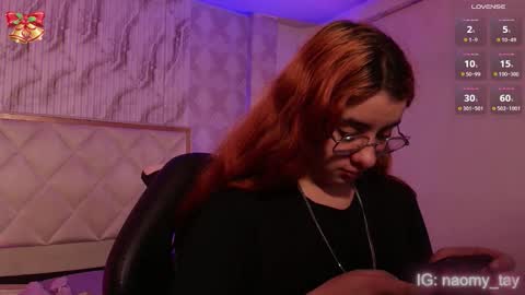 Naomy  online show from November 28, 3:14 am