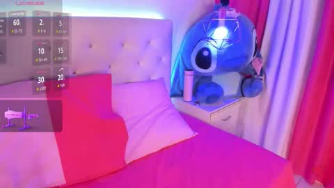 nara_pink online show from March 21, 6:45 pm