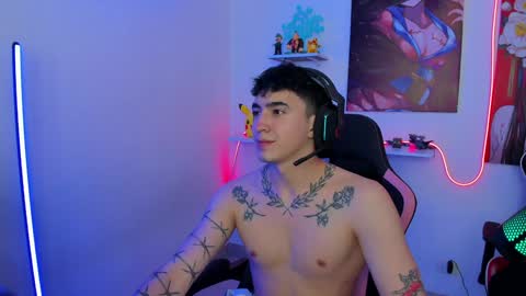 sebastian online show from February 4, 12:00 pm