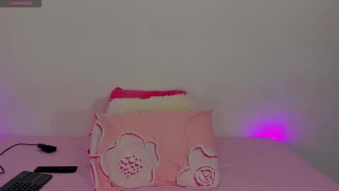 Tanisha online show from December 14, 2:18 am