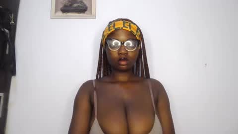 Snapshot of nastie_amanda chatting on February 26, 7:12 am Amanda online show from February 26, 7:12 am