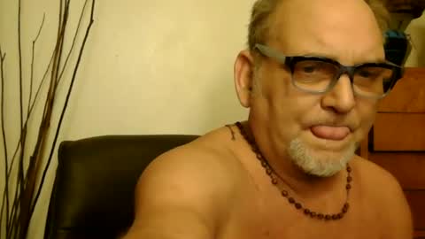 Daddy online show from January 28, 5:00 am