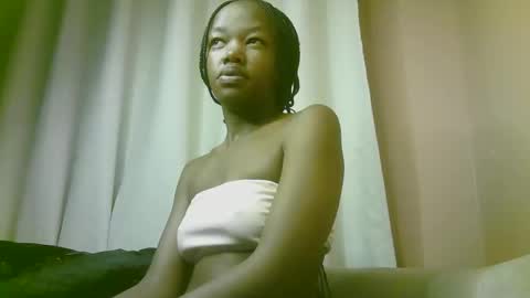 nastypetitebaby online show from May 3, 12:33 pm