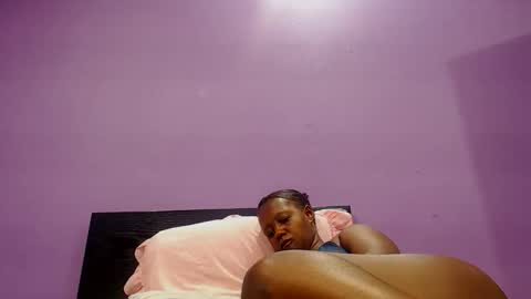 Snapshot of nastywetebony chatting on October 2, 7:12 pm nastywetebony online show from October 2, 7:12 pm