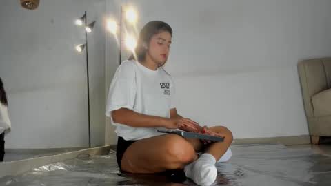 Naty  online show from November 6, 12:41 pm