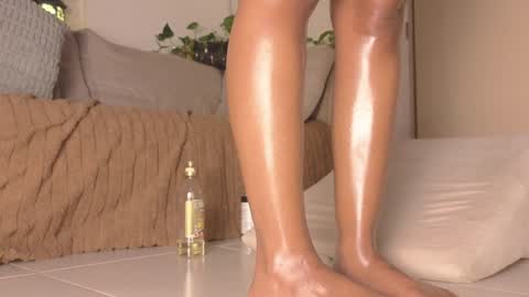 natalia_curlyx online show from December 2, 6:24 am