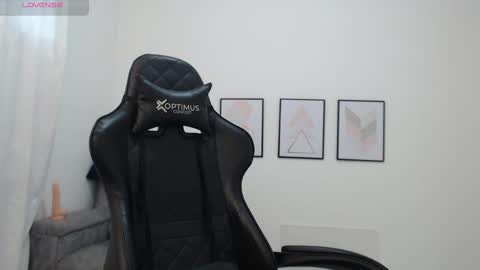 Nathalia online show from October 24, 7:03 pm