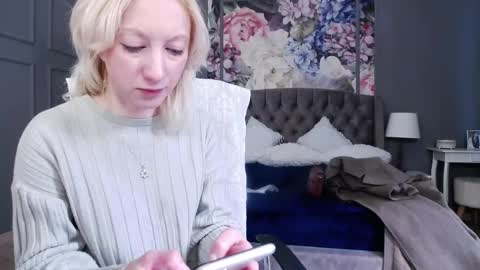 Natalie online show from February 9, 6:54 am