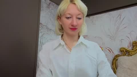 Natalie online show from April 13, 5:22 am