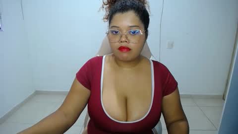 natalie_tits1 online show from January 15, 9:12 pm